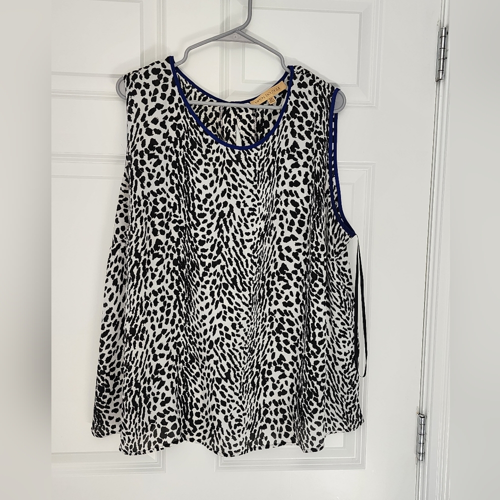 Nipon Boutique Black and White Print Blouse, Size 3X